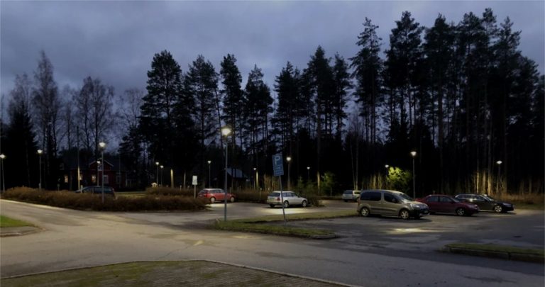 Altia, Parkkialueen valaistus - Ledimo Oy Parkkipaikkavalaistus Done Ip66