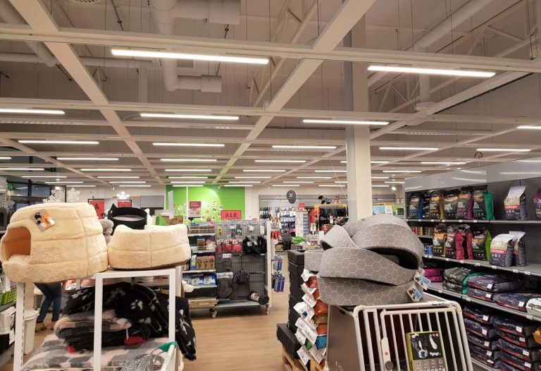Musti ja Mirri, Vaasa - Ledimo Oy Ledimo Easytrack Line myymälävalaistus