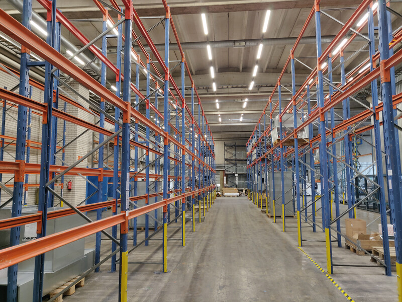 Ledimo Easy IP65 suljettu teollisuusvalaisin 40W 1200mm 840 5600lm 120deg harmaa DALI2 - Ledimo Oy